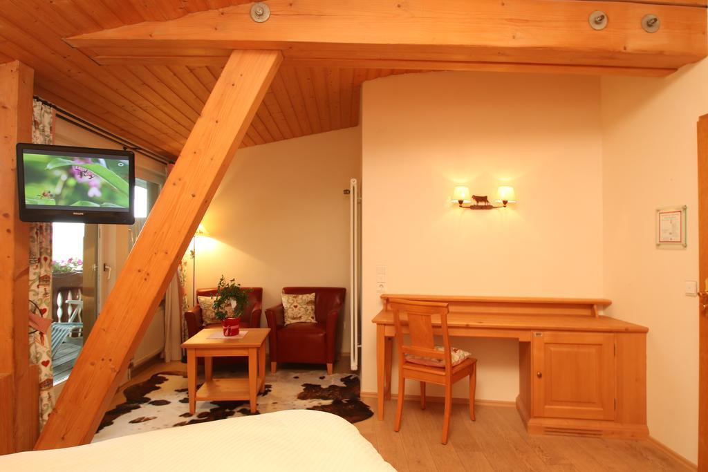 Todnauerberg Hotel Im Schwarzwald Todtnauberg Pokoj fotografie